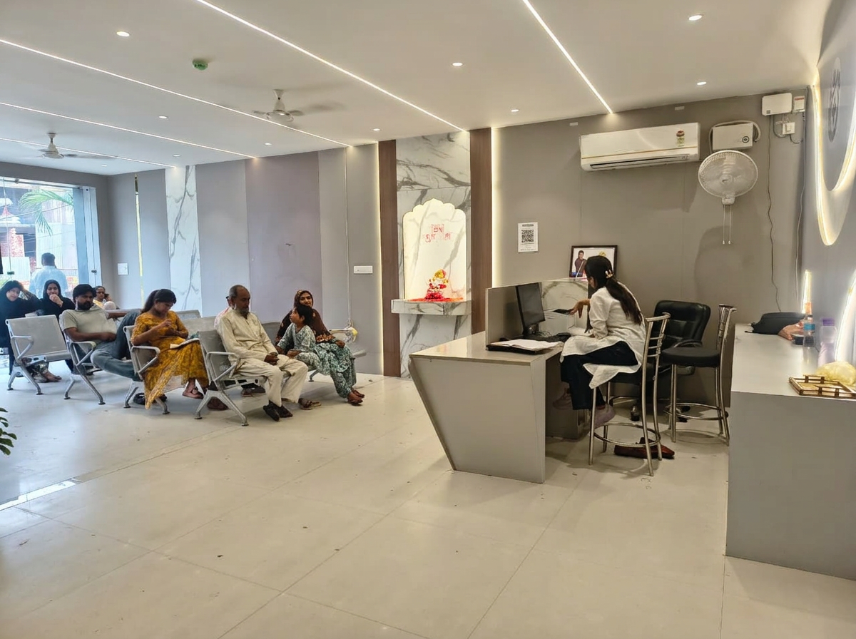 Patients waiting in the spacious reception lounge at Pragati Neolife diagnostic centre